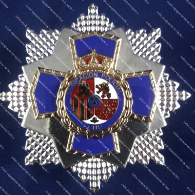 MEDALLA DEDICACIÓN AL SERVICIO POLICIAL XXXV AÑOS