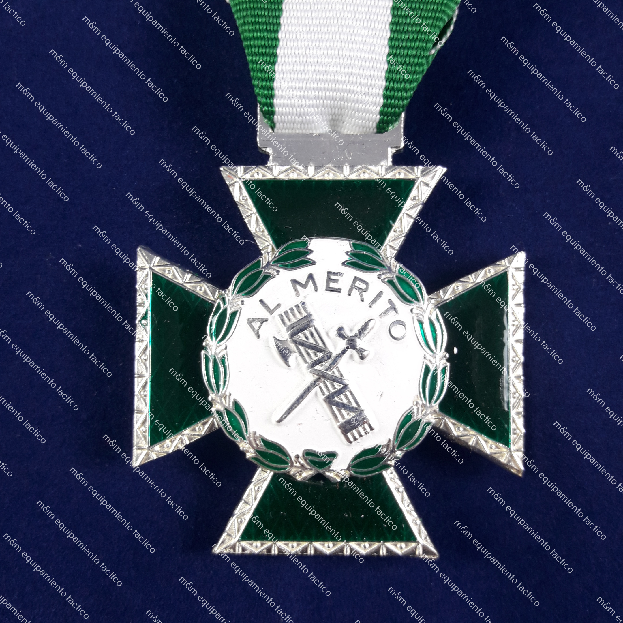 MEDALLA AL MERITO DE LA GUARDIA CIVIL DISTINTIVO BLANCO - Imagen 2