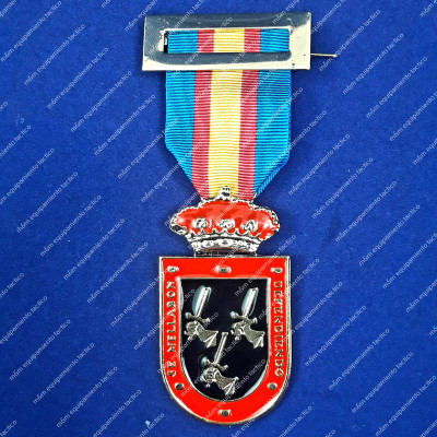 MEDALLA AL MERITO DE LA REAL HERMANDAD DE VETERANOS DE LAS FUERZAS ARMADAS